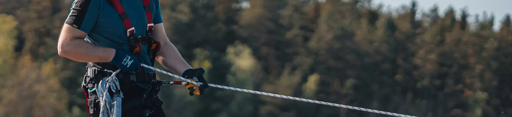 Workwear and ppe supplier for businesses 85